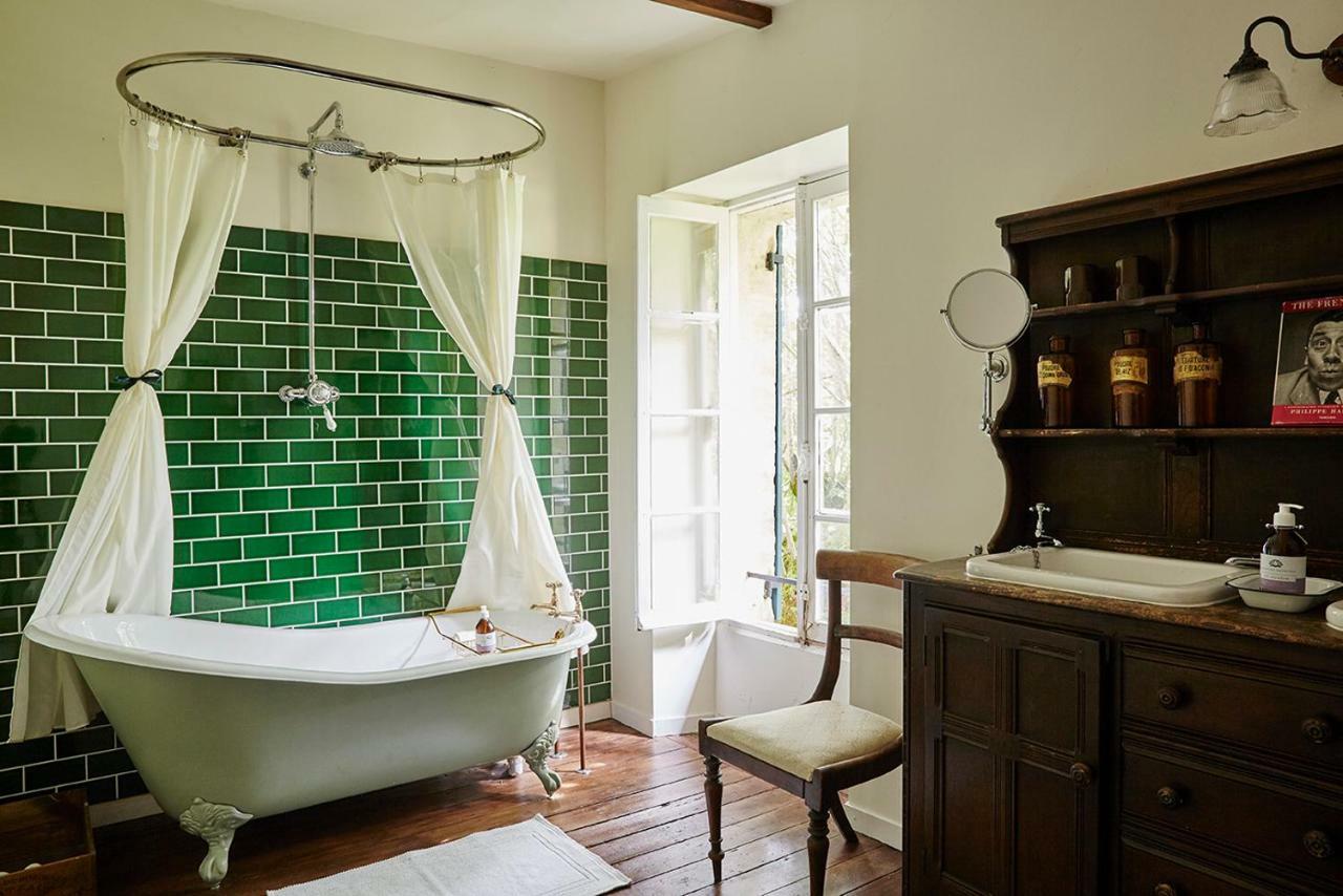 Manoir Laurette Bed & Breakfast Saint-Martin-Petit Екстериор снимка